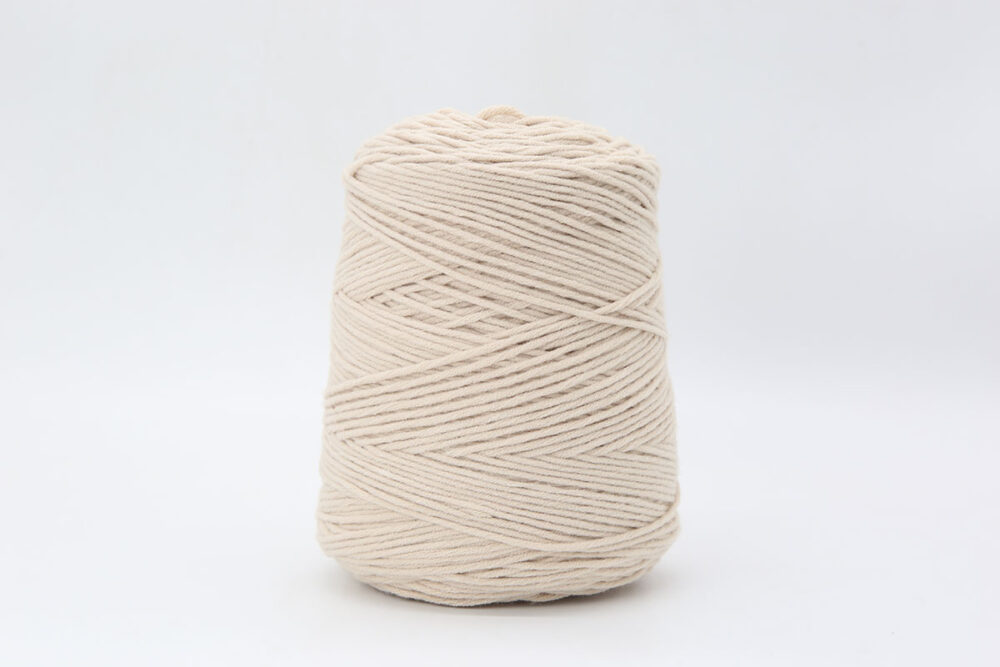 Best Khaki White Yarn for Rug Tufting