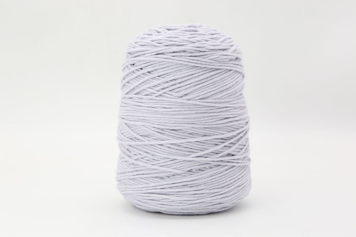No1 Quality Silver Grey Yarn for Rug Tufting | UrbanTufting