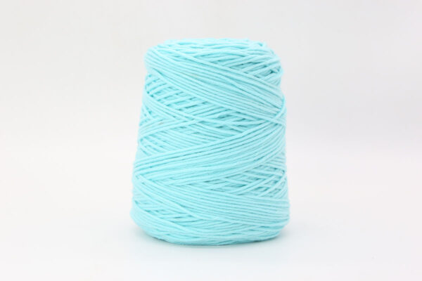 High-Quality Water Green Yarn for Rug Tufting